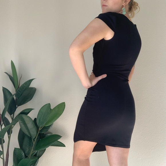 Little Black Dress - Picture 2 of 5